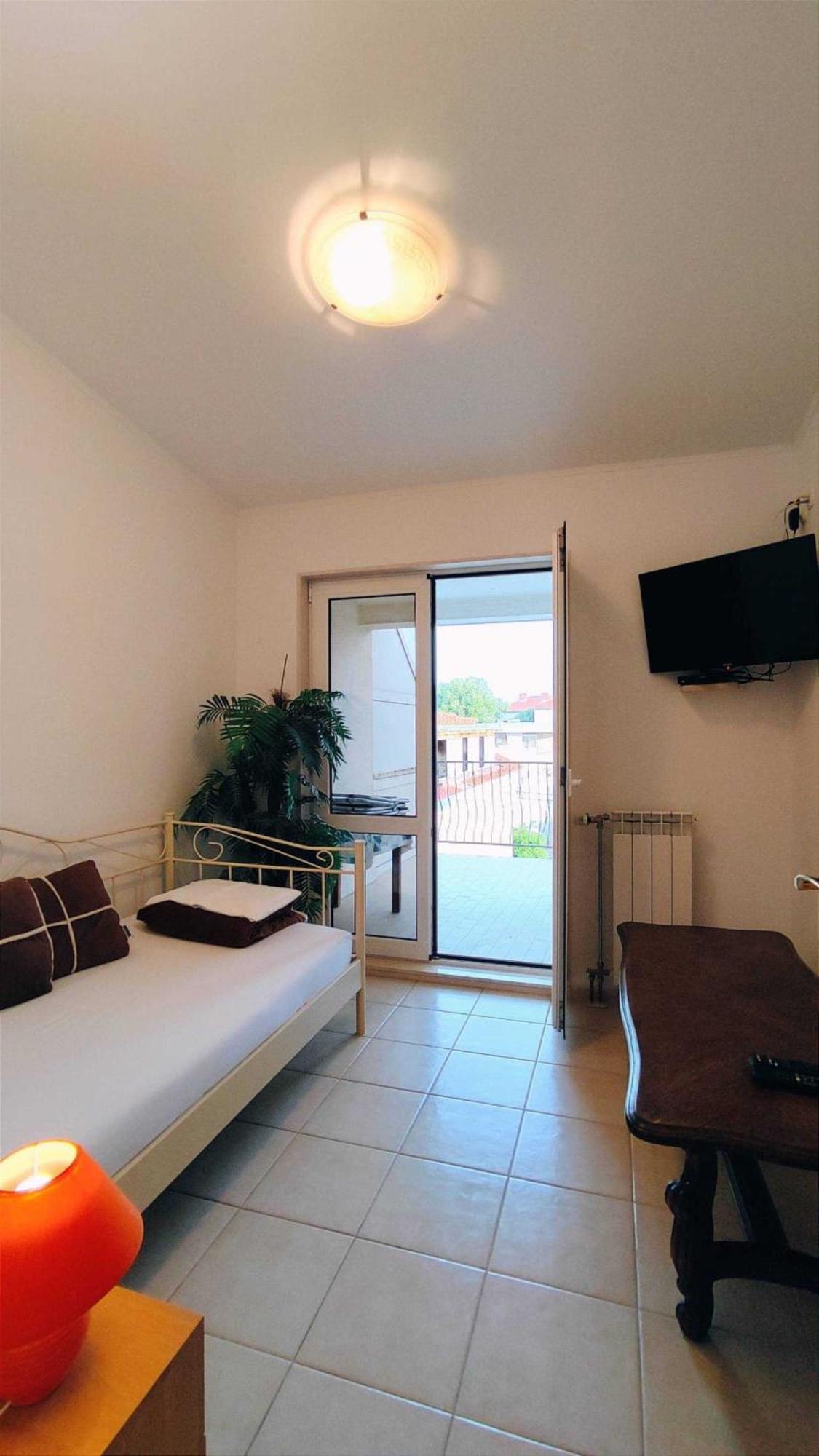 Kastel Stafilic Comfortable Apartments Kaštela المظهر الخارجي الصورة