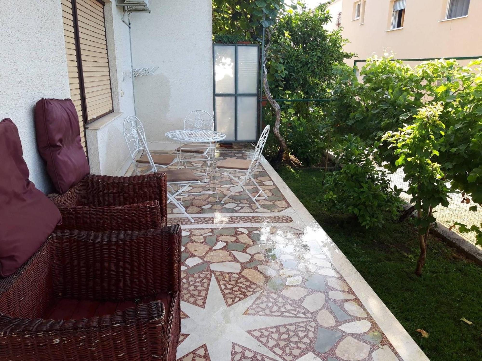 Kastel Stafilic Comfortable Apartments Kaštela المظهر الخارجي الصورة
