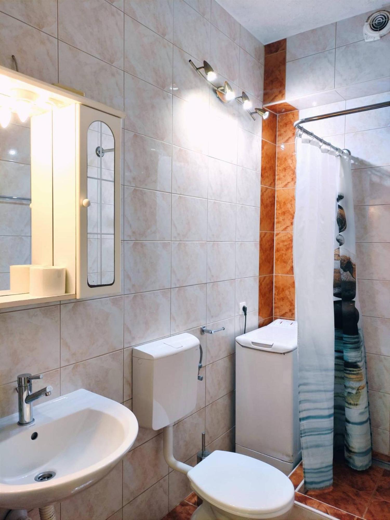 Kastel Stafilic Comfortable Apartments Kaštela المظهر الخارجي الصورة